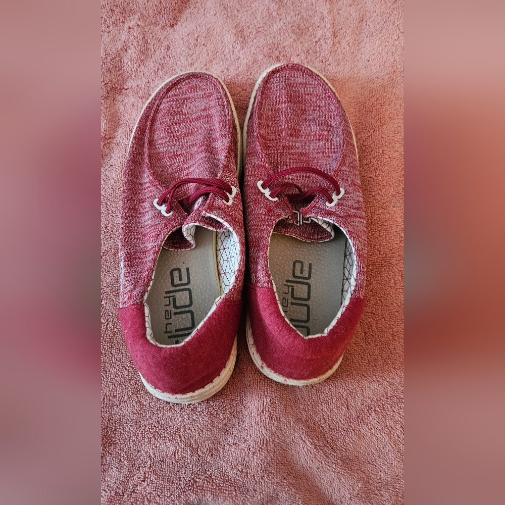 Hey Dude Women Size 11